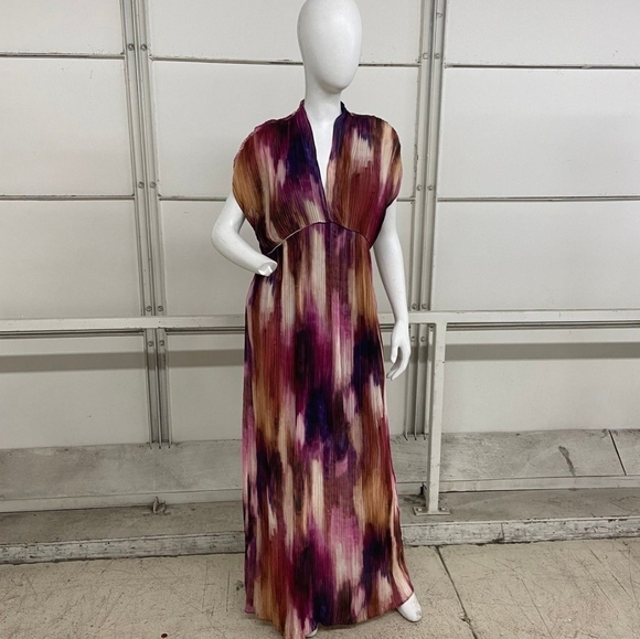 BANANA REPUBLIC Ana Pleated Maxi Dress  Purple Print - Picture 2 of 2